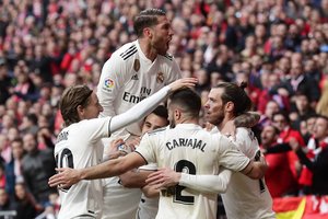 Atgijęs Madrido „Real“ pasiuntė žinią: dar pakovos dėl titulo