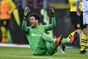 Apsijuokė: Dortmundo „Borussia“ sugebėjo per 12 minučių iššvaistyti trijų įvarčių persvarą