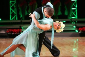 Alytuje vykusiame Lietuvos 10-ies šokių čempionate triumfavo kauniečiai