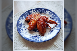 Dieviškai skanūs saldžiarūgščiai vištų sparneliai 