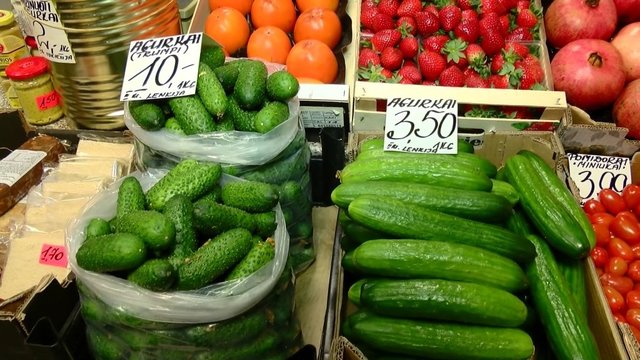 Ant turgaus prekystalių – įspūdingos vertės agurkai: kilogramas už 10 eurų
