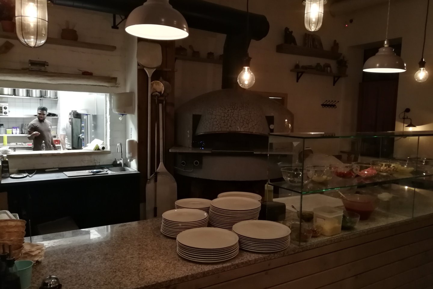 Itališkas restoranas „Casa della pasta“ Kaune.<br> Nuotr. iš „Riebus katinas“.