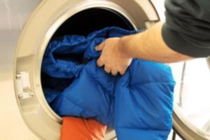 Koks tai gėris – pagaliau žinau, kaip teisingai skalbti ir išdžiovinti pūkinę striukę