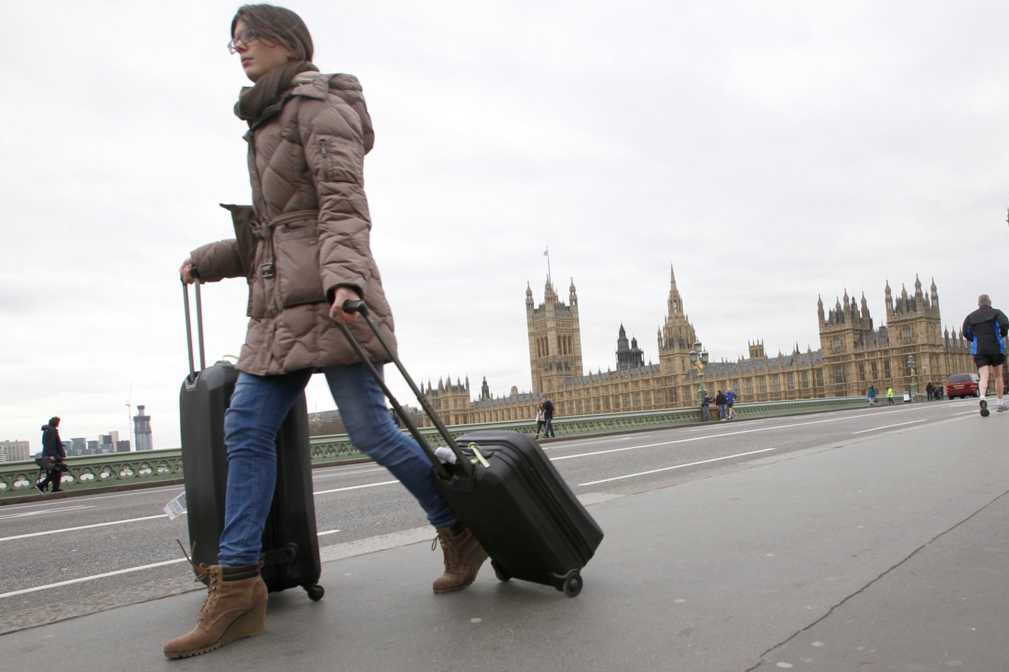 Londonas, emigracija, emigrantai, emigrantas, turistas, lagaminai, turizmas<br>V.Balkūno nuotr.