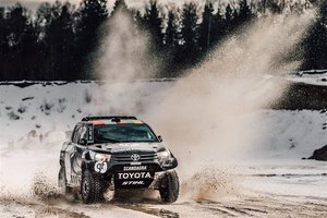 Benedikto Vanago komanda pasidalino į dvi dalis: vieni į Kareliją, kiti – į Prancūziją