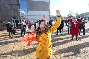 Įspūdingas šokis įsimylėjėlių dieną priminė skaudžią problemą