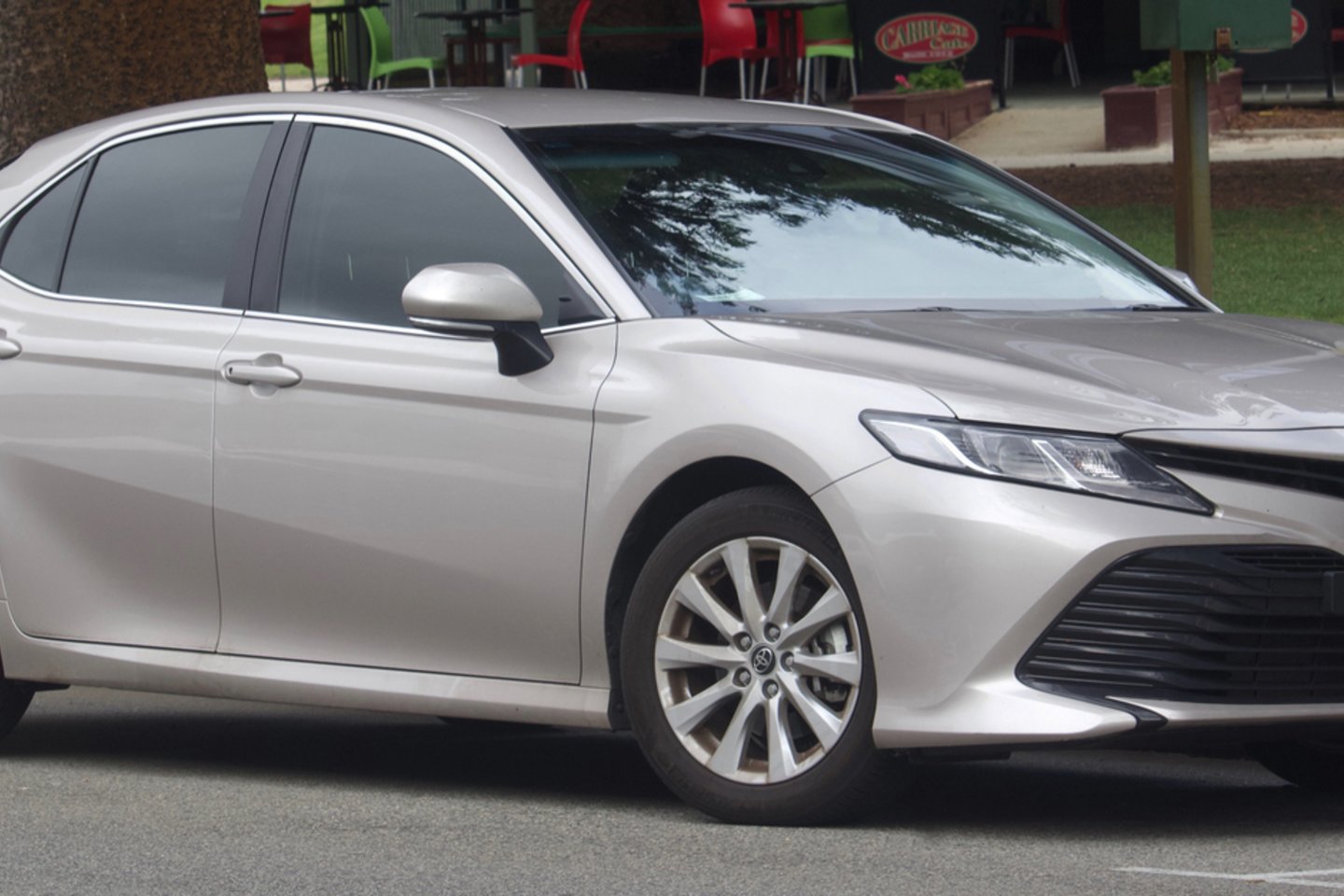 „Toyota Camry“<br> Gamintojų nuotr.