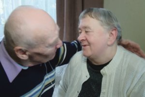 Įsimylėjusių senjorų pora iš Šeduvos senelių namų: „Amžius meilei – ne riba“