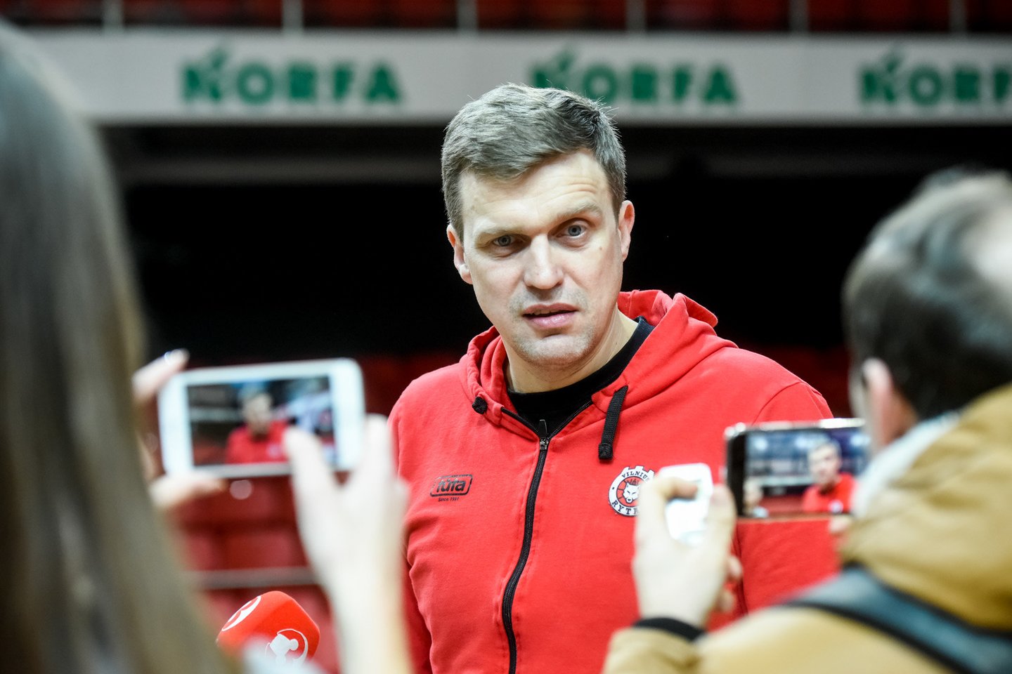 „Ryto“ ekipa su naujai senais marškinėliais rengiasi Karaliaus Mindaugo taurės kovoms<br> D.Unbraso nuotr.