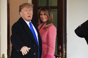 D. Trumpas Baltuosiuose rūmuose įsirengė naują golfo simuliatorių
