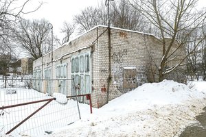 Irkluotojai švenčia pergalę – jiems esą pažadėtas turtas kol kas nebus parduotas 