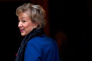 Bendruomenių Rūmų lyderė: „Londonas pasiruošęs išstoti iš ES be susitarimo“