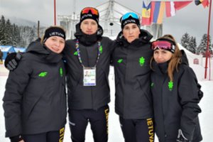 Lietuvos slidininkai komandinėje estafetėje aplenkė dvi komandas