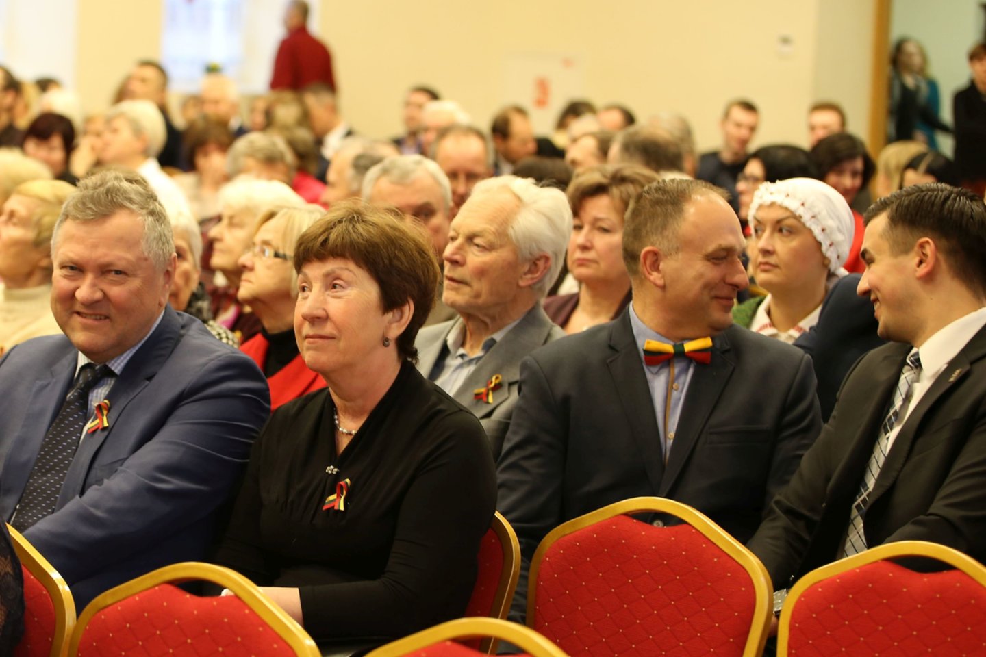  Valstybės atkūrimo dienos išvakarėse Raudondvaryje įvyko iškilmingas Kauno rajonui nusipelniusių žmonių pagerbimo renginys.<br> Kauno rajono savivaldybės nuotr.