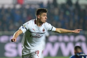 Lenkas K. Piątekas tampa „AC Milan“ įvarčių mašina: šeštas taiklus smūgis per penkis mačus