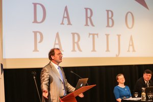 Savivaldos rinkimuose varžosi 244 teisti kandidatai, daugiausiai – iš Darbo partijos