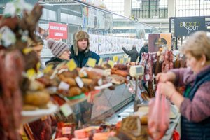 Kvitų žaidimas atsinaujina – didiesiems prekybos centrams parodė špygą