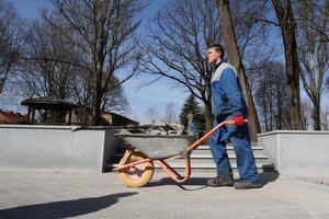 Kaip diena ir naktis: esminiai autorinės ir darbo sutarties skirtumai