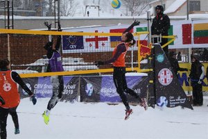 Lietuvos sniego tinklininkės Gruzijoje iškovojo bronzos medalius