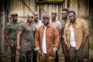 Išgirskite: į Vilnių atvykstantys „Naturally 7“ nauju kūriniu pagerbė hiphopo žvaigždes