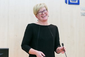 I. Šimonytei neprireikė net paros – jau surinko 20 tūkstančių parašų, kiti gerokai atsilieka