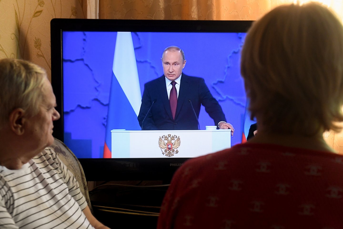 V.Putino kalba, kaip visuomet, transliuota gyvai per televiziją.