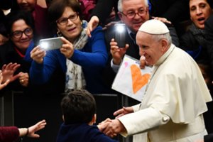 Vatikanas rengia susitikimą dėl lytinių nusikaltimų Bažnyčioje