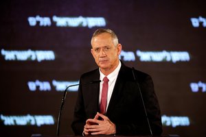Du pagrindiniai B. Netanyahu varžovai prieš rinkimus suformavo aljansą