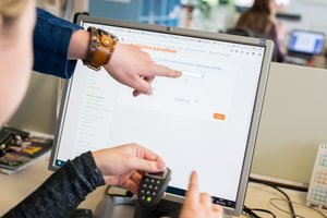 Rusija ėmėsi elektroninės prekybos grandų: iždą pildo naujais mokesčiais