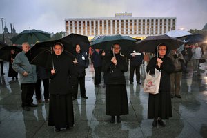 Lenkijos vienuolės pirmąkart prabilo viešai: „Kunigai lytiškai mus išnaudoja“