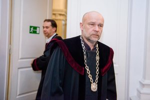 A. Cininas: turėtų būti atnaujinta tik vienetai bylų, kuriose nustatytas teisėjo piktnaudžiavimas