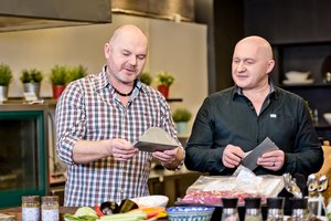 Grupės „16hz“ nariai Petras ir Robertas išgyrė savo žmonas