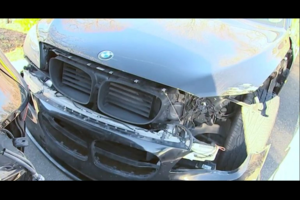 Neįtikėtinas įžūlumas: šeimos automobilį sudaužęs servisas dar pareikalavo pinigų