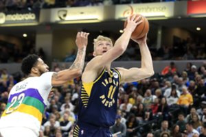 D. Sabonio dvigubas dviženklis padėjo „Pacers“ panaikinti milžinišką deficitą pergalingame mače su „Pelicans“