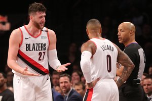 NBA lygoje „Trail Blazers“ šventė įtikinamą pergalę Filadelfijoje 