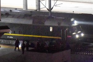 Kim Jong-unas jau išvyko į susitikimą su Donaldu Trumpu