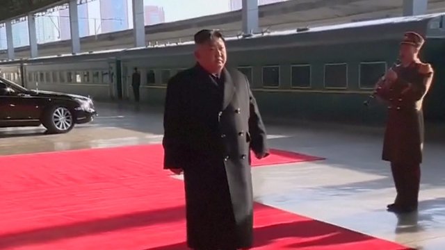 Šiaurės Korėjos lyderis išvyko į susitikimą su D. Trumpu 