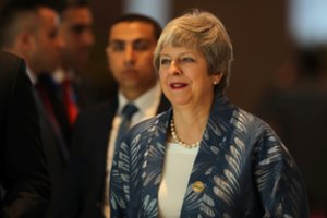 Th. May: parlamentas dėl „Brexit“ šią savaitę nebalsuos, turėtų balsuoti iki kovo 12 dienos