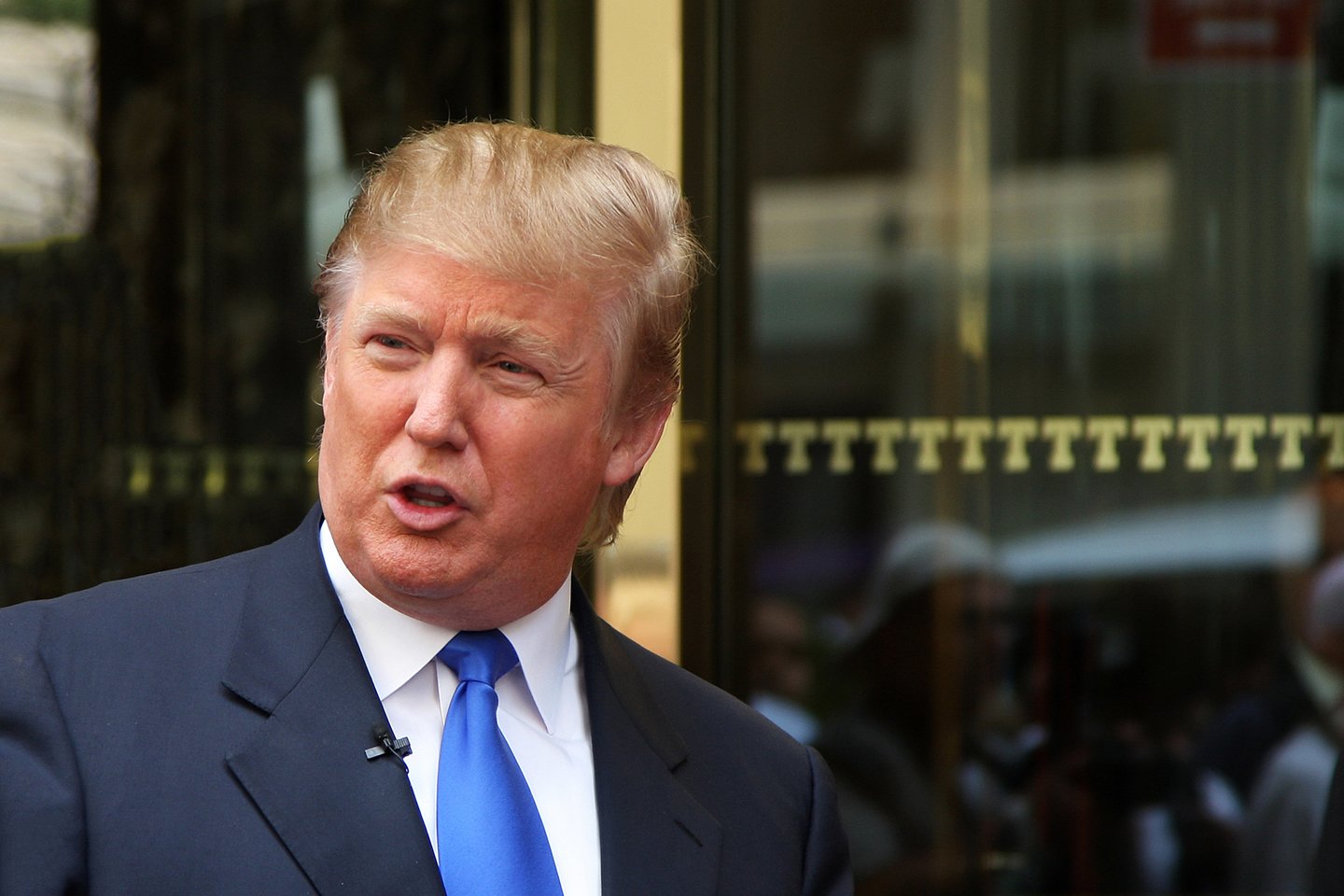 D.Trumpas nori „kuo greičiau Amerikoje įkurti 6G ryšį“, kuris... neegzistuoja.