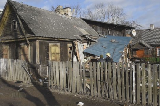 Vaizdai iš įvykio vietos: Vilniuje nugriaudėjo sprogimas, yra sužeistųjų