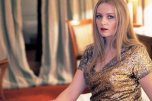 Pamatykite: Rusijoje dėmesio sulaukusi M. Akelan žiemą išlydi užburiančiu klipu „The Snow“