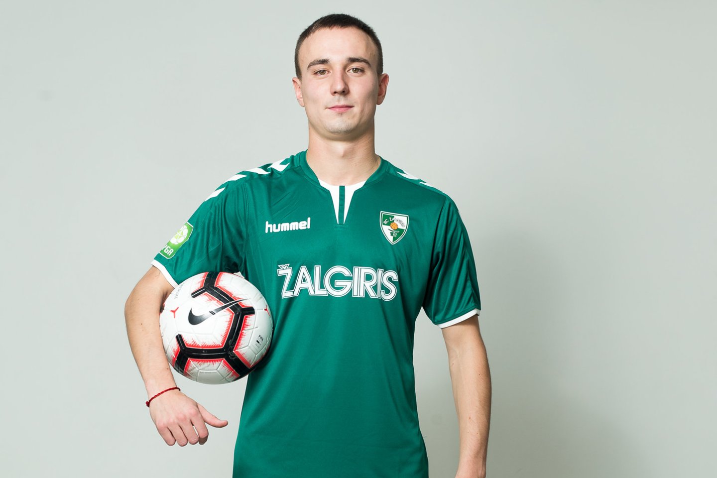 Prieš jau kovo 2 dieną startuosiantį A lygos sezoną „Kauno Žalgirio“ futbolo klubas sulaukė dar vieno pastiprinimo. Komandos nariu oficialiai tapo Lietuvos rinktinės saugas Danielis Romanovskis.