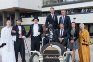 Būdamas gyvas latvių talentas Andrejas Žagaras mėgdavo kartoti: „Mane įkvėpė Vilnius“