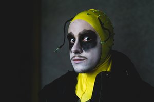 Pamatykite: Lietuvos alternatyvos pažibos „Abudu“ pristato „vabališką“ vaizdo klipą