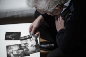 Lietuvoje šia liga serga apie 120 žmonių: apie ją įspėja padidėjusi kaulų apimtis