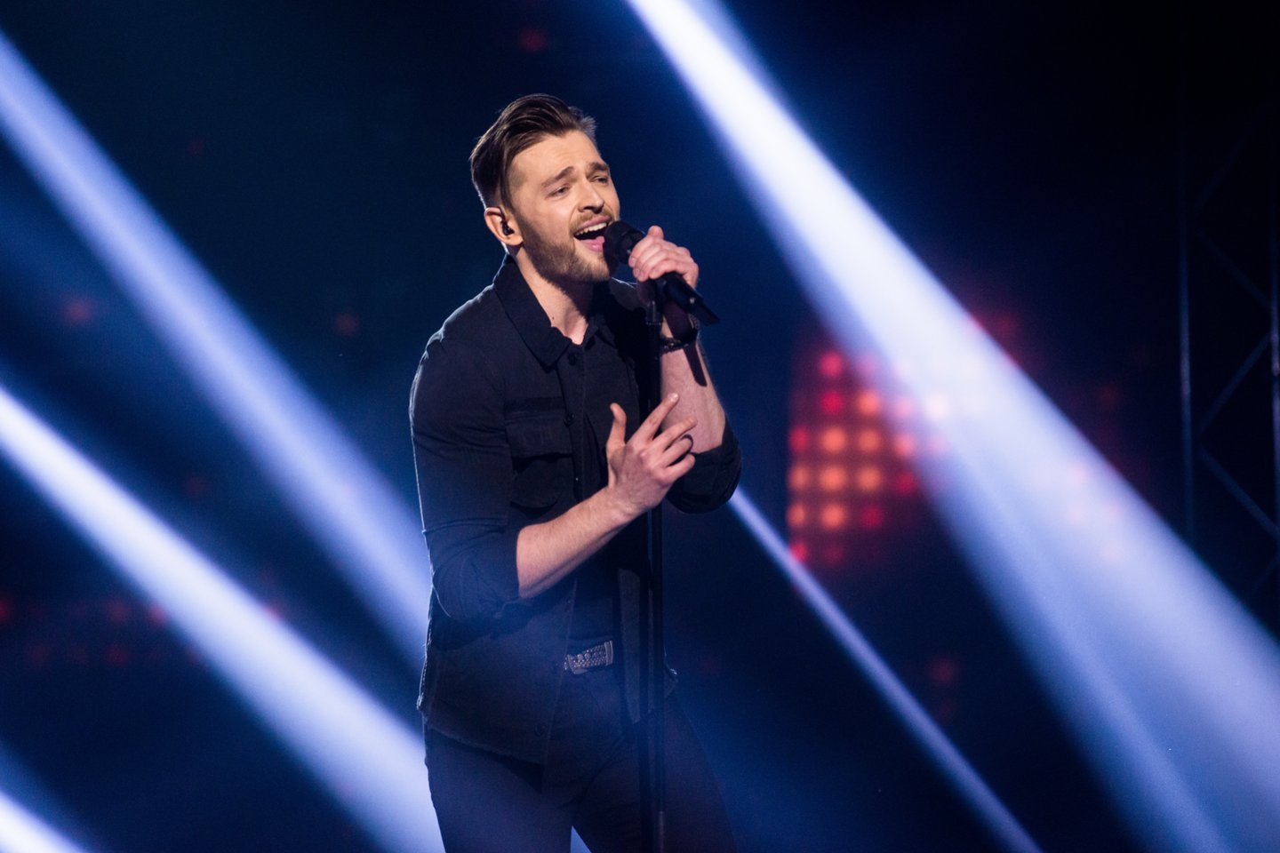 Lietuvai „Eurovizijoje“ atstovausiantis J.Veklenko konkurse jau yra dukart dalyvavęs kaip pritariantis vokalistas.<br>J.Stacevičiaus nuotr.