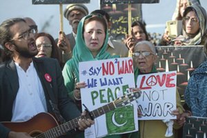 Karas tarp Indijos ir Pakistano finansiškai naudingas būtų Rusijai