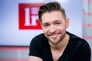 Gerbėjai Jurijui Veklenko įteikė jaudinančią dovaną