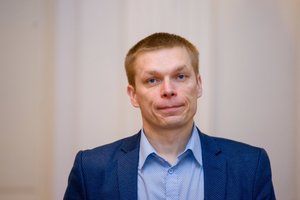 Teismas: advokatūra nepagrįstai atmetė korupcijos byloje liudijusio teisėjo prašymą