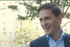 LRT išplatino viešą atsiprašymą dėl agitacijos pažeidimo: laida su D. Kreiviu – klaida